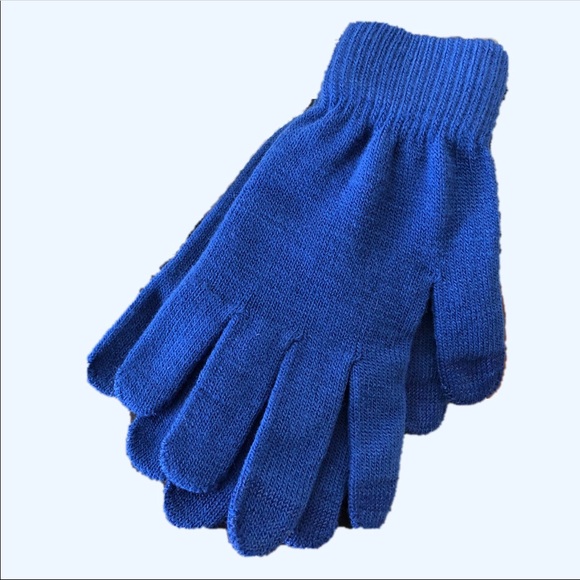 SET - Pom Pom Hat, Scarf, Gloves - Picture 1 of 7